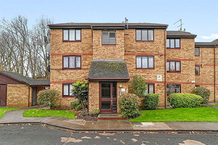 1 Bedroom Flat To Rent In Abbey Lane, Britten Court Abbey Lane, E15