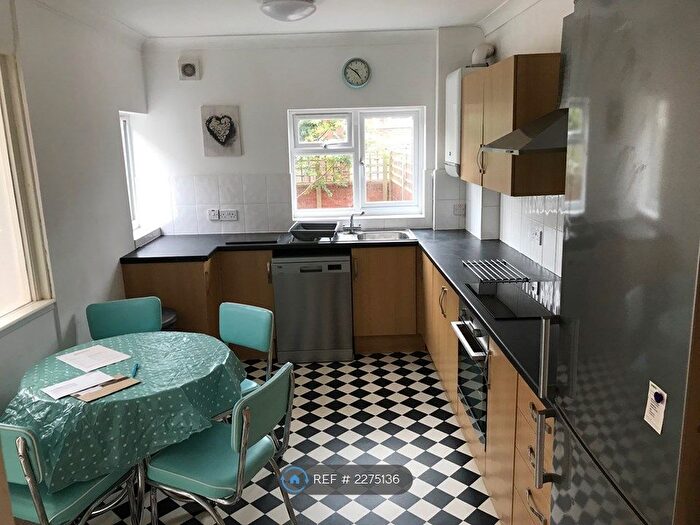 4 Bedroom Terraced House To Rent In Baker Street, Exeter, EX2