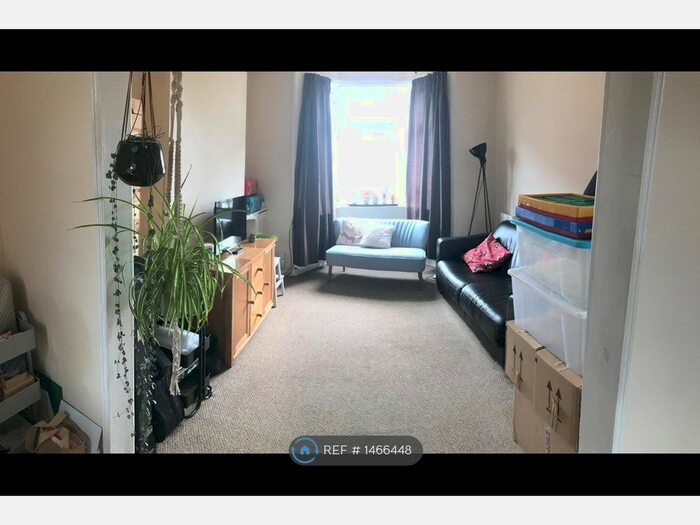 2 Bedroom End Of Terrace House To Rent In Clive Road, Canton, Cardiff, CF5