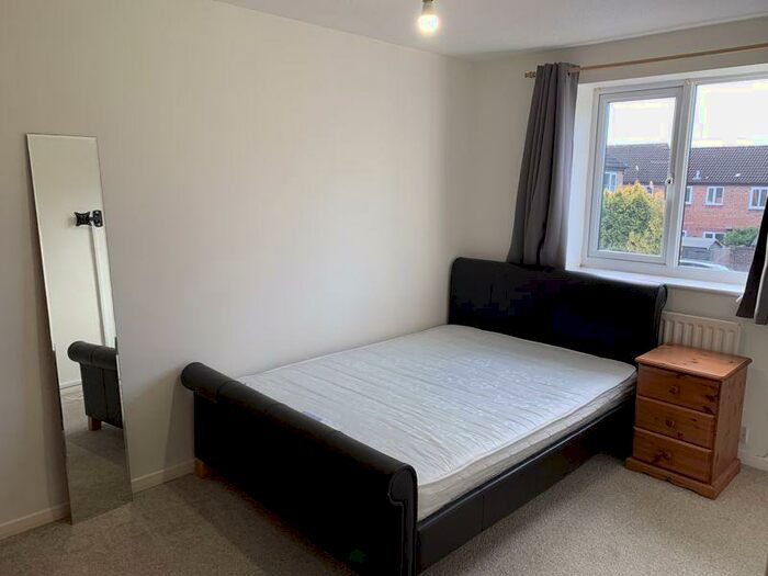 1 Bedroom House Of Multiple Occupation To Rent In New Road, Bristol, BS34