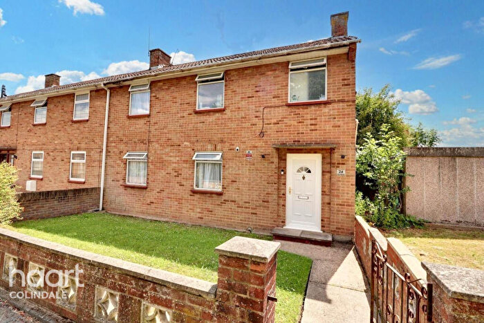 3 Bedroom End Of Terrace House For Sale In Meadfield, Edgware, HA8