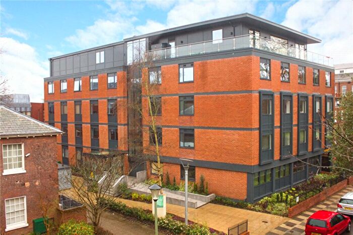 2 Bedroom Apartment To Rent In Trinity Court, Southernhay East, Exeter, Devon, EX1
