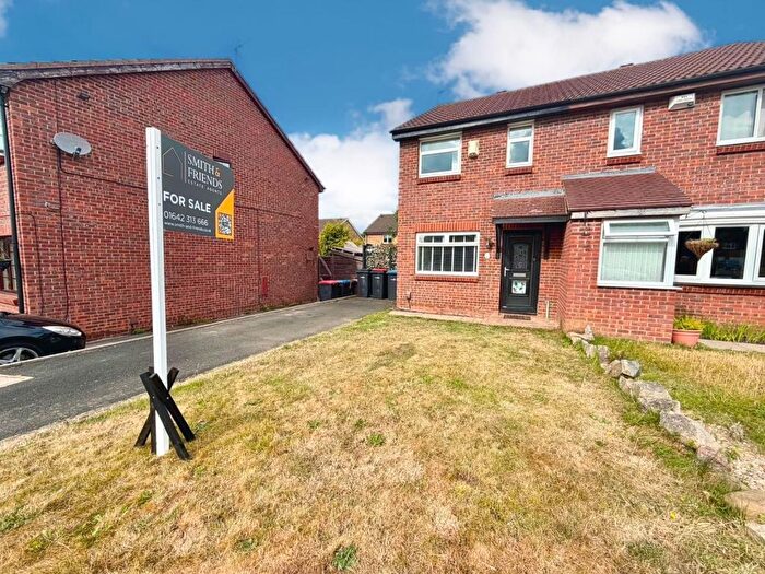 3 Bedroom Semi Detached House For Sale In Weymouth Avenue, Middlesbrough, TS8
