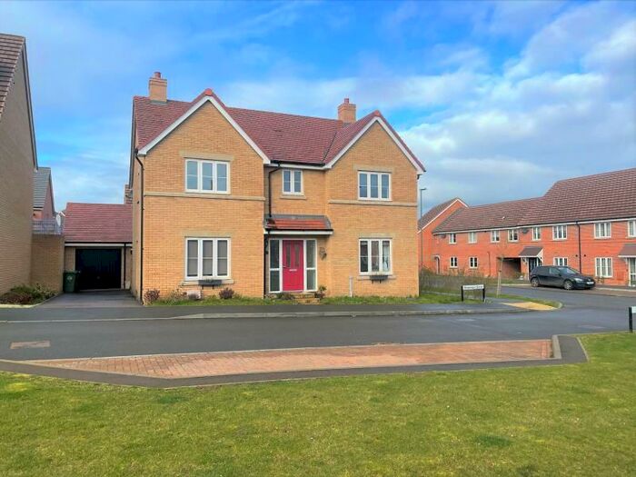 5 Bedroom Detached House To Rent In Missenden Street, Newton Leys, MK3