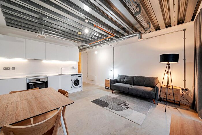 1 Bedroom Flat To Rent In Happy Walk, Leeds, LS9