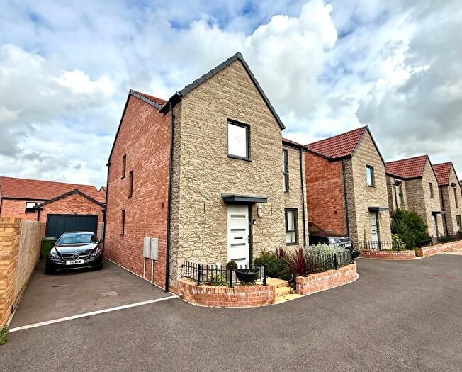 4 Bedroom Detached House To Rent In Arthur Close, Yate, Bristol, BS37