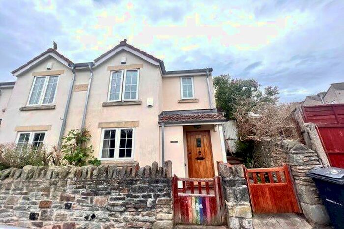 1 Bedroom Flat To Rent In Greenbank View, Bristol, BS5