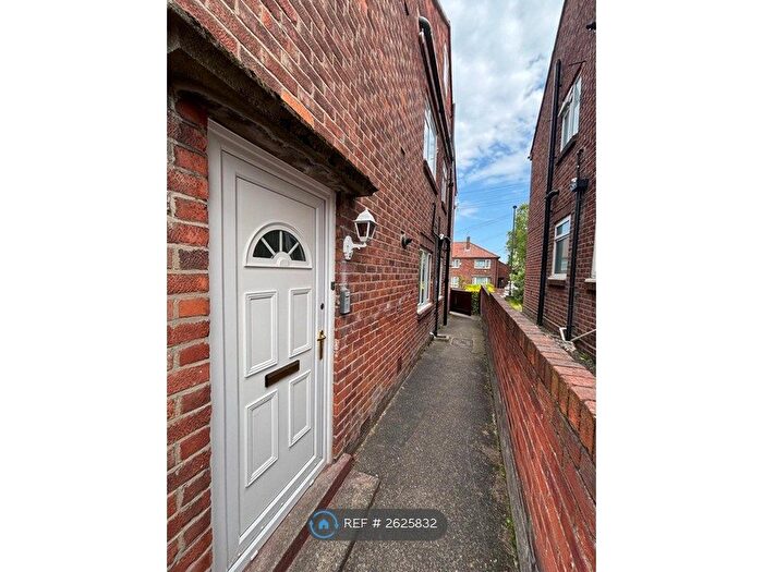 4 Bedroom Maisonette To Rent In Church Lane, Newcastle, NE3