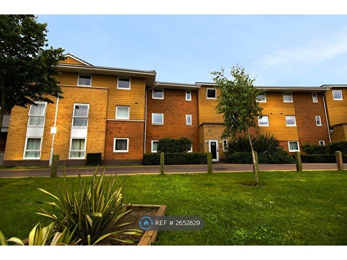 2 Bedroom Flat To Rent In Manning Gardens, Croydon, CR0