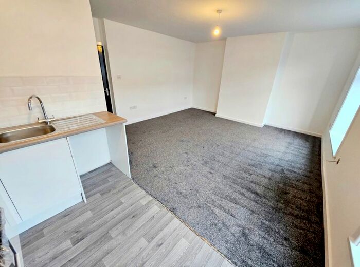 1 Bedroom Flat To Rent In Hardshaw Street, St. Helens, WA10
