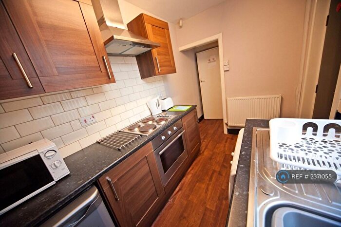 4 Bedroom Terraced House To Rent In Kenmure Place, Preston, PR1