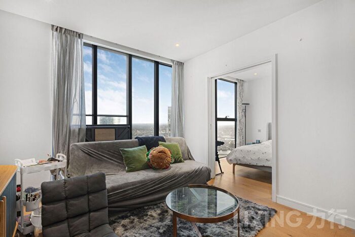 1 Bedroom Flat For Sale In Marsh Wall, Canary Wharf, E14