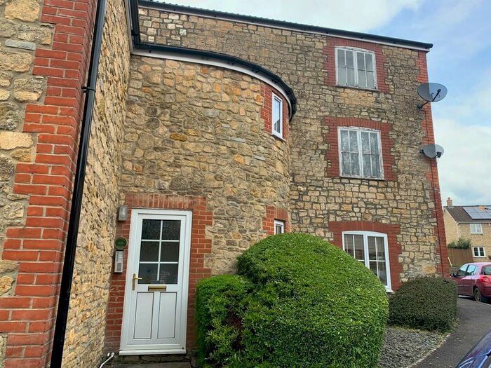 Studio To Rent In Vineys Yard, Bruton, BA10