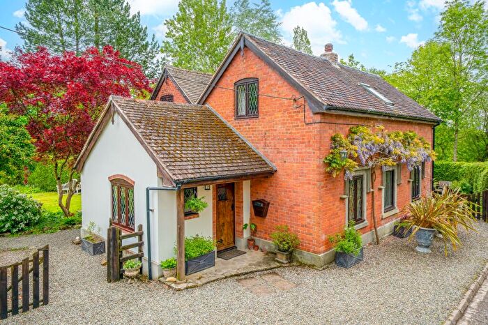 4 Bedroom Detached House For Sale In Staunton-On-Arrow, Leominster, HR6