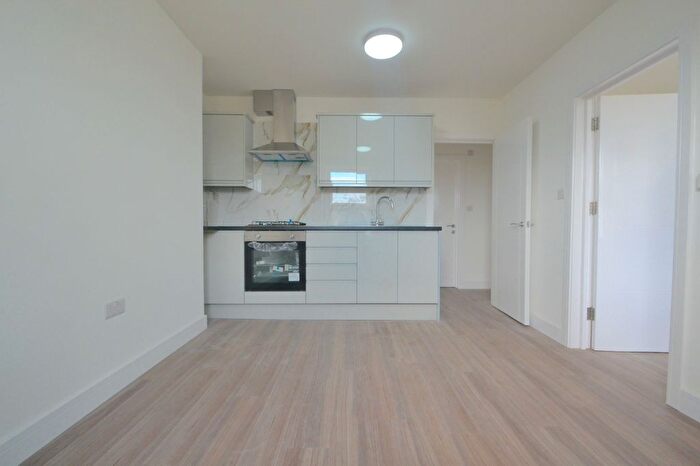 2 Bedroom Flat To Rent In Junction Road, London, N19