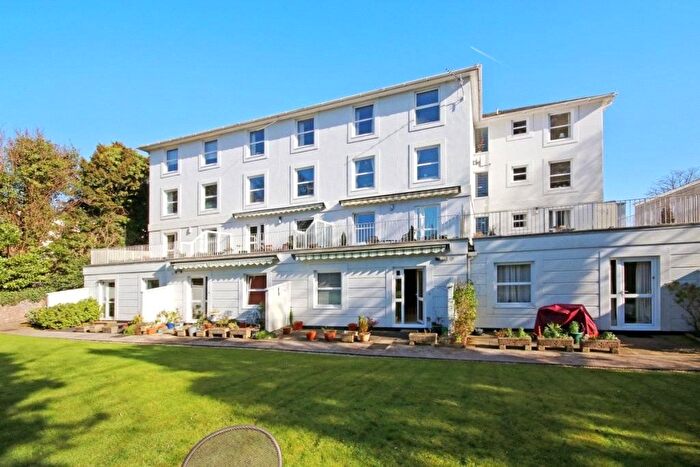 1 Bedroom Flat For Sale In Glenside Court, Wellswood, TQ1