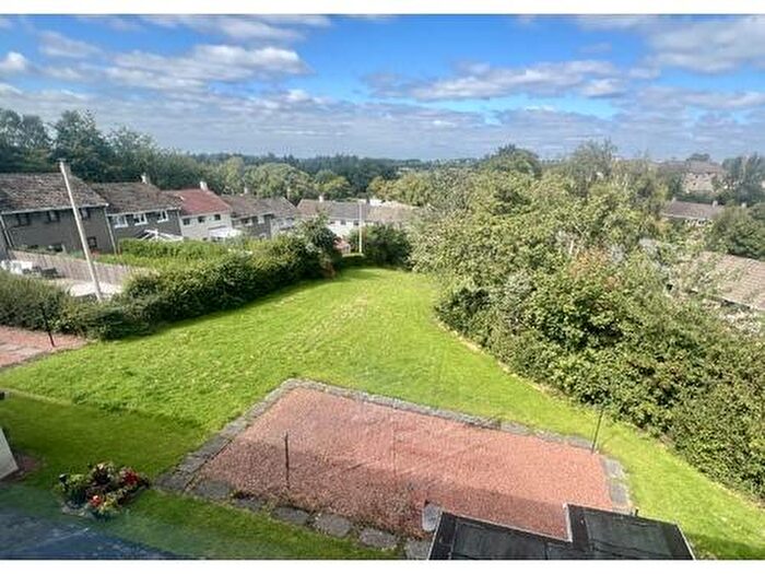 2 Bedroom Flat To Rent In Aikman Place, East Kilbride, G74