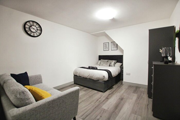 Studio To Rent In Deane Church Lane, Bolton, BL3