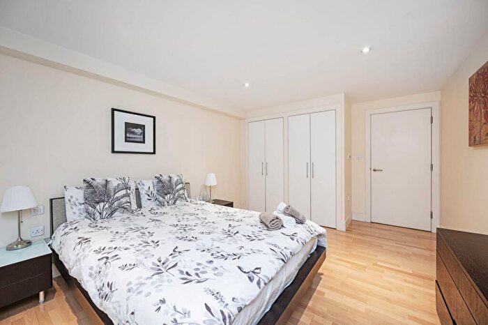 1 Bedroom Flat To Rent In High Timber Street, City, London, EC4V