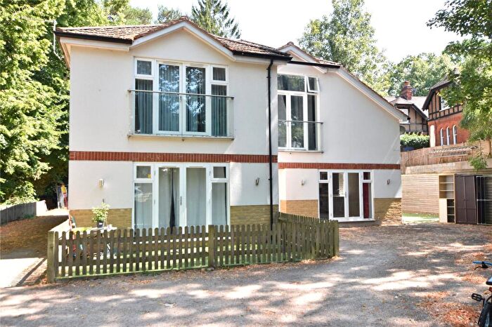 1 Bedroom Apartment To Rent In Roke Road, Kenley, CR8