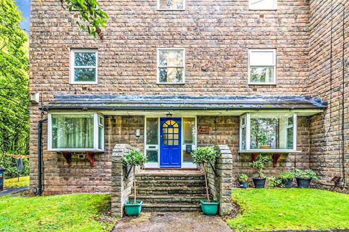 2 Bedroom Apartment To Rent In Moorgate Road, Rotherham, S60