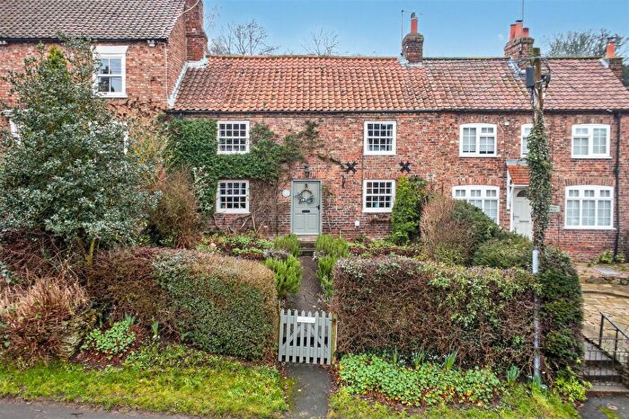 4 Bedroom Terraced House For Sale In Brandsby Street, Crayke, York, YO61