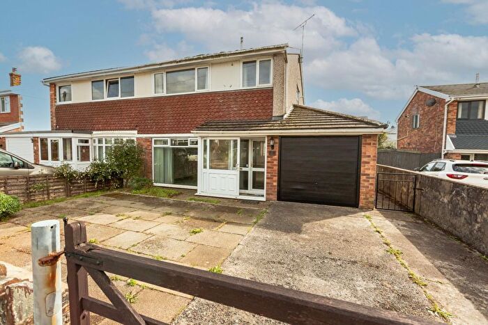 3 Bedroom Semi-Detached House For Sale In Browns Drive, Southgate, Swansea, SA3