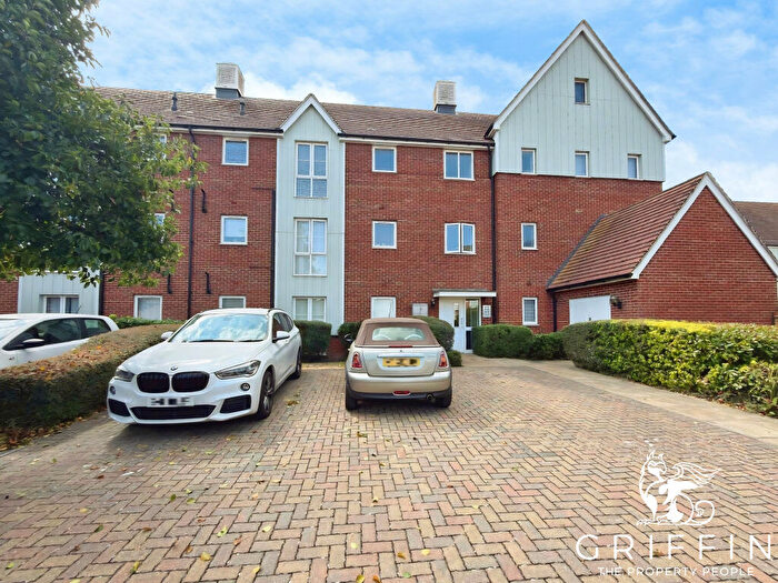 1 Bedroom Flat To Rent In Woodside Close, Grays, RM16