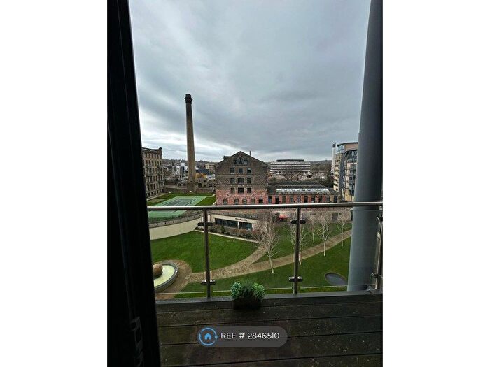 2 Bedroom Flat To Rent In Salts Mill Road, Shipley, BD17