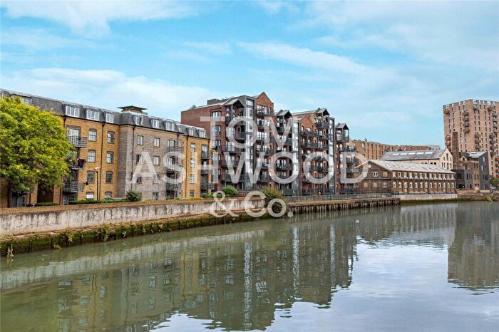 2 Bedroom Apartment For Sale In Sharleston Court, Abbey Road, Barking, IG11