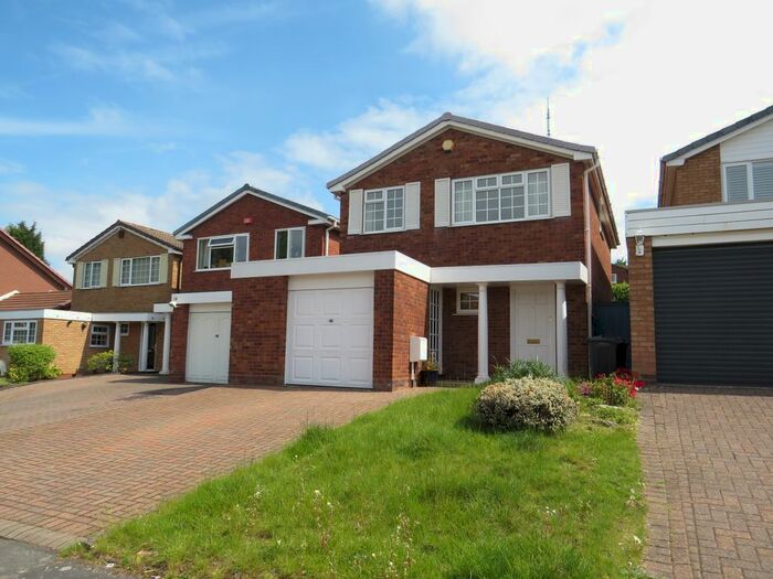 4 Bedroom Detached House To Rent In Balmoral Road, Sutton Coldfield, B74