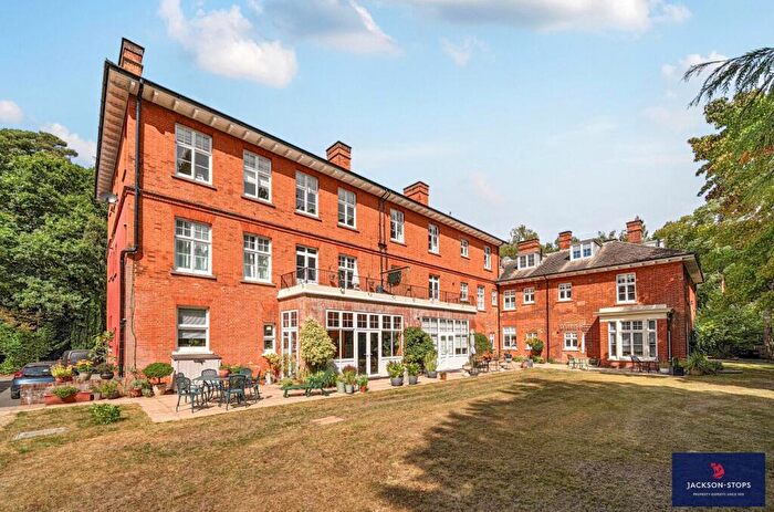 2 Bedroom Apartment For Sale In Daneswood, Heath Lane, Aspley Heath, Bedfordshire, MK17