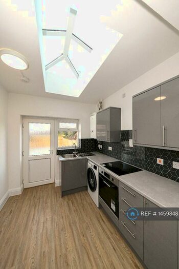 4 Bedroom Terraced House To Rent In Methuen Avenue, Gaywood, King's Lynn, PE30