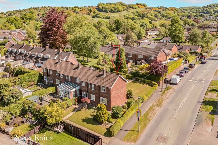 3 Bedroom End Of Terrace House For Sale In Hulley Road, Macclesfield, Cheshire, SK10
