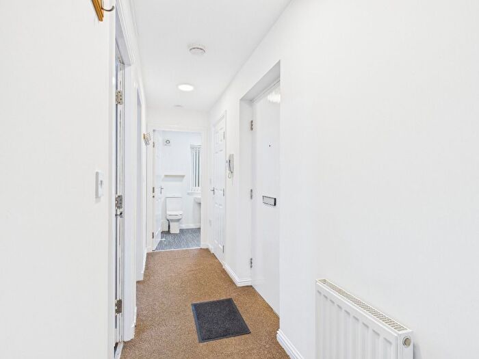 1 Bedroom Flat To Rent In Tinto Drive, Westend, Lanark, ML11