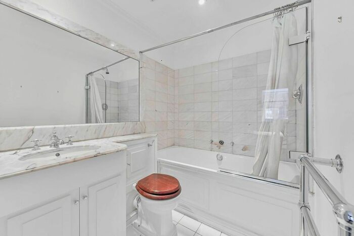 2 Bedroom Flat To Rent In Gloucester Street, Pimlico, London, SW1V