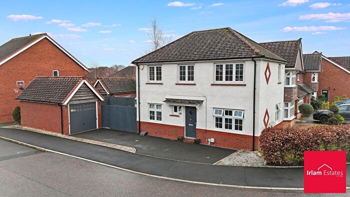 3 Bedroom Detached House For Sale In Roseway Avenue, Cadishead, M44