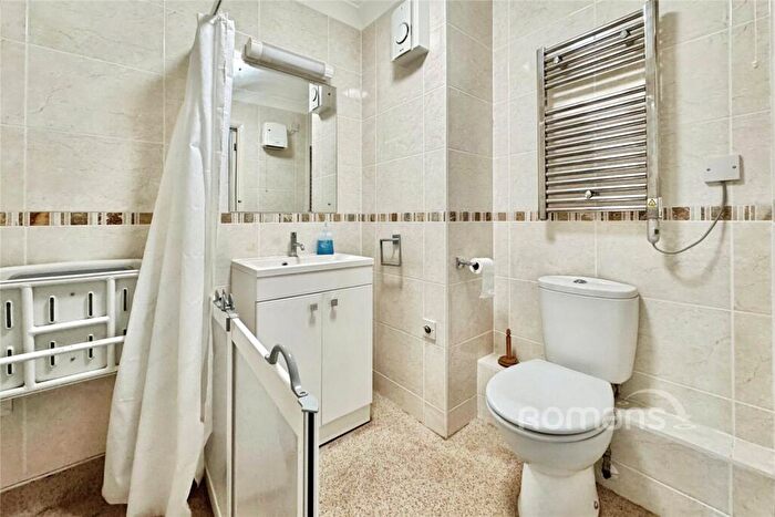 1 Bedroom Flat To Rent In Yorktown Road, College Town, Sandhurst, GU47