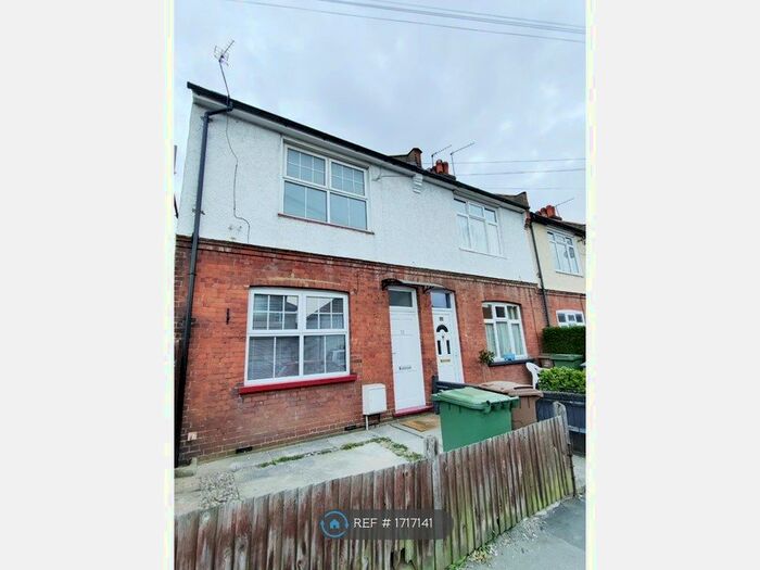 3 Bedroom End Of Terrace House To Rent In Collingwood Road, Sutton, SM1