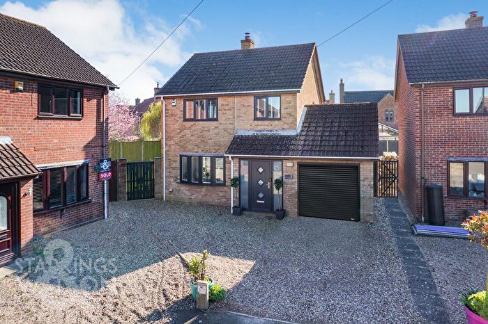 3 Bedroom Detached House For Sale In Granary Close, Freethorpe, Norwich, NR13