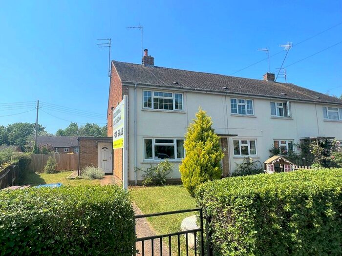 2 Bedroom Maisonette To Rent In Cumberford Close Bloxham, OX15