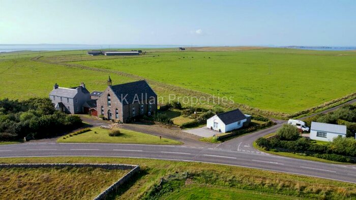 8 Bedroom Detached House For Sale In Eastward House And Cressex Lodge St. Margaret's Hope, Orkney, KW17