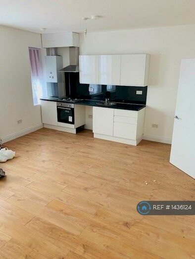 1 Bedroom Flat To Rent In High Street North, Dunstable, LU6