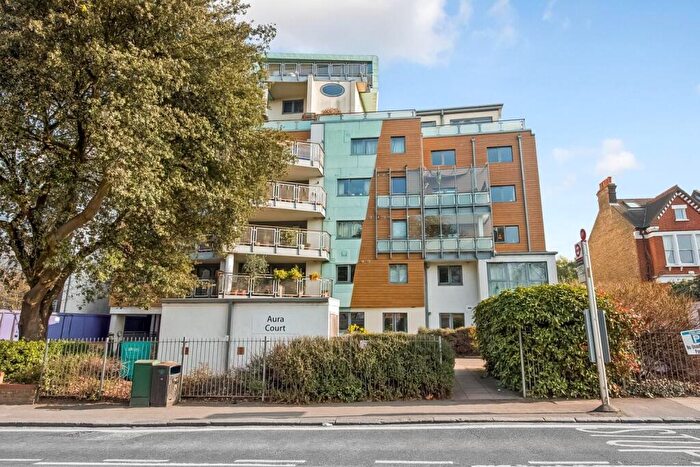 1 Bedroom Flat To Rent In Peckham Rye, Peckham, London, SE15