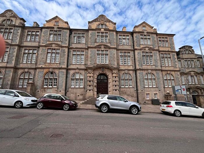 1 Bedroom Flat To Rent In Pentonville, Shire Hall, NP20