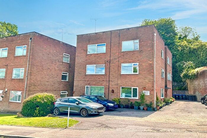 2 Bedroom Flat For Sale In Chalkwell Court, Eaves Road, Dover, CT17