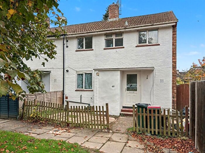 3 Bedroom End Of Terrace House For Sale In Worth Road, Pound Hill, RH10