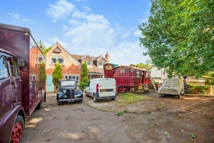 6 Bedroom Detached House For Sale In Cromwell Lane, Burton Green, Kenilworth, CV8