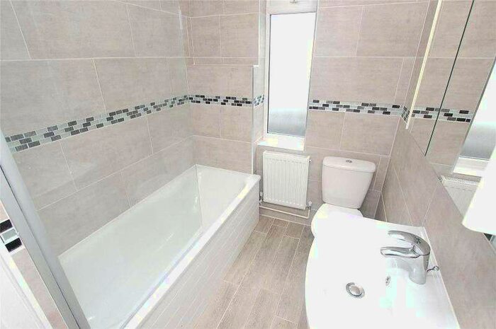 2 Bedroom Apartment To Rent In Brentwood Road, Romford, Essex, RM2