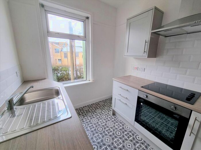 1 Bedroom Flat To Rent In Princes Avenue, Caerphilly, CF83